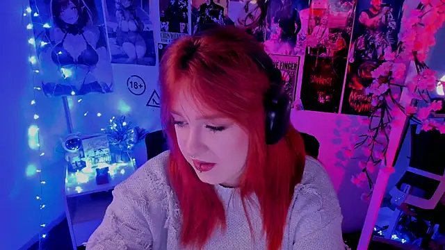 Snapshot of Rudy_02 chatting on 11-13-25, 11:25 Rudy 02 online show from 11-13-25, 11:25