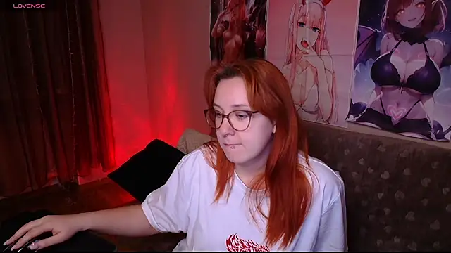 Snapshot of Rudy_02 chatting on 12-18-25, 07:09 Rudy 02 online show from 12-18-25, 07:09