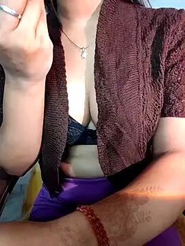 QueenOfHeart 07 online show from 03-04-25, 03:22