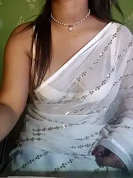 QueenOfHeart 07 online show from 10-18-25, 06:52