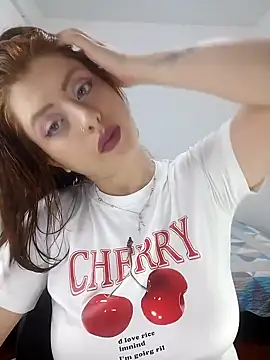 Snapshot of nix_white chatting on 01-11-25, 12:44 nix white online show from 01-11-25, 12:44