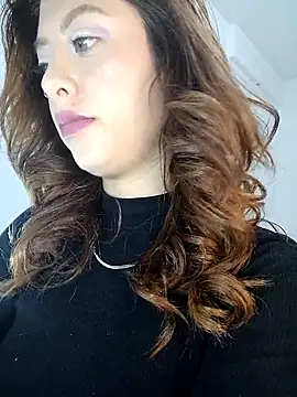 Snapshot of nix_white chatting on 03-22-25, 02:05 nix white online show from 03-22-25, 02:05