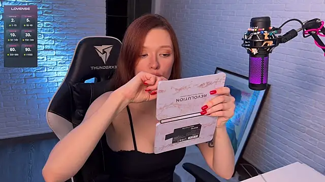 Snapshot of mirai_meeow chatting on 01-19-25, 02:28 mirai meeow online show from 01-19-25, 02:28