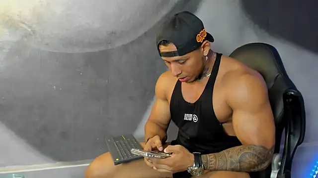 bradley smith online show from 01-18-25, 04:37