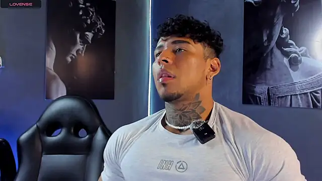 bradley smith online show from 10-08-25, 03:37