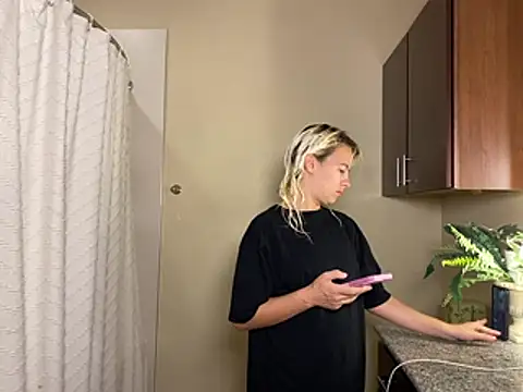 girlfriendmissy online show from 02-18-26, 01:01