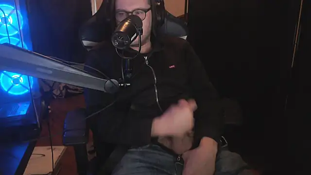 Snapshot of chicostick413 chatting on 11-10-25, 05:56 chicostick413 online show from 11-10-25, 05:56