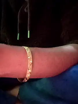 Snapshot of SAXYTannuja chatting on 11-15-25, 04:32 SAXYTannuja online show from 11-15-25, 04:32