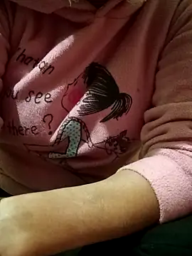 Snapshot of SAXYTannuja chatting on 11-17-25, 03:23 SAXYTannuja online show from 11-17-25, 03:23