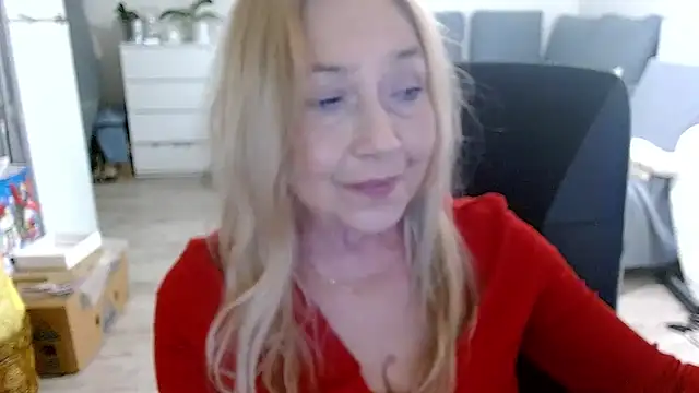 sofia xkiss online show from 12-31-24, 11:09