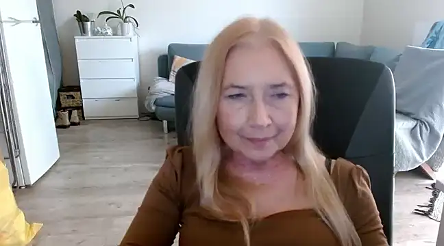 sofia xkiss online show from 01-14-25, 10:59