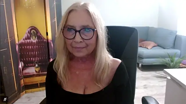 sofia xkiss online show from 10-06-25, 01:52