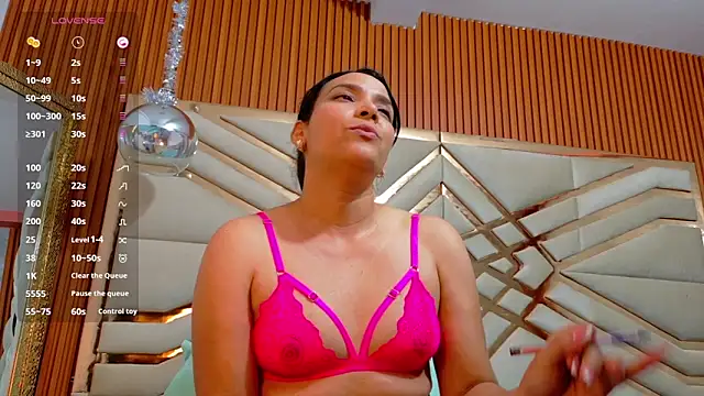 Sluttyandmature online show from 03-07-26, 12:51