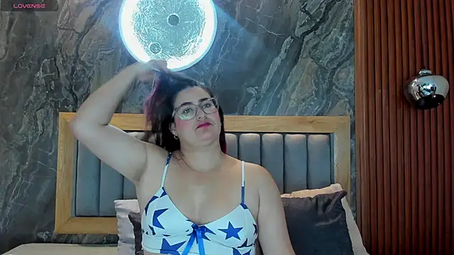 BellaPeers  online show from 10-26-25, 12:11