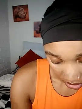 Snapshot of Shria107 chatting on 02-07-26, 07:23 Shria107 online show from 02-07-26, 07:23