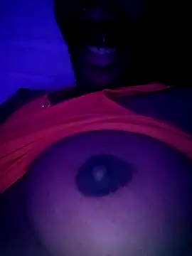 Snapshot of Shria107 chatting on 02-16-26, 09:55 Shria107 online show from 02-16-26, 09:55