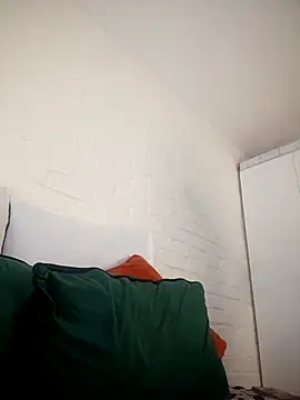 Snapshot of Shria107 chatting on 03-06-26, 10:45 Shria107 online show from 03-06-26, 10:45