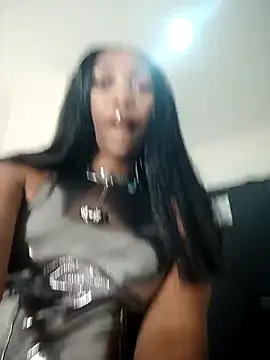 Snapshot of Shria107 chatting on 03-21-26, 04:54 Shria107 online show from 03-21-26, 04:54