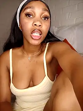 Snapshot of Shria107 chatting on 03-23-26, 09:41 Shria107 online show from 03-23-26, 09:41