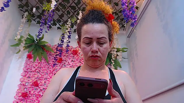 BLONDE SEXYHOT online show from 04-15-26, 05:58