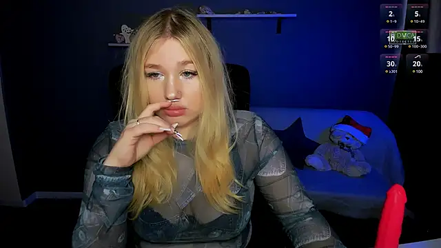 juli kisss online show from 02-06-25, 12:37