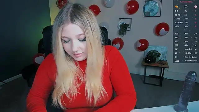 juli kisss online show from 02-16-25, 12:32