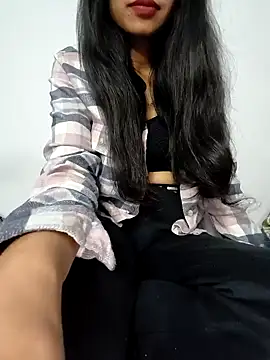 Snapshot of catreena chatting on 12-26-24, 07:16 catreena online show from 12-26-24, 07:16