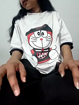 Snapshot of catreena chatting on 02-14-25, 05:57 catreena online show from 02-14-25, 05:57
