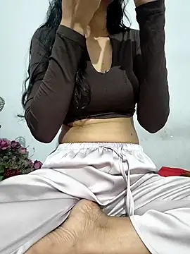 Snapshot of catreena chatting on 10-17-25, 06:54 catreena online show from 10-17-25, 06:54