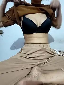 Snapshot of catreena chatting on 10-26-25, 09:04 catreena online show from 10-26-25, 09:04