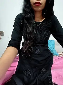 Snapshot of catreena chatting on 11-07-25, 06:52 catreena online show from 11-07-25, 06:52