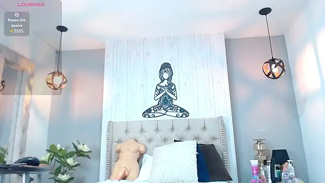 natasha cortez online show from 03-03-25, 04:14