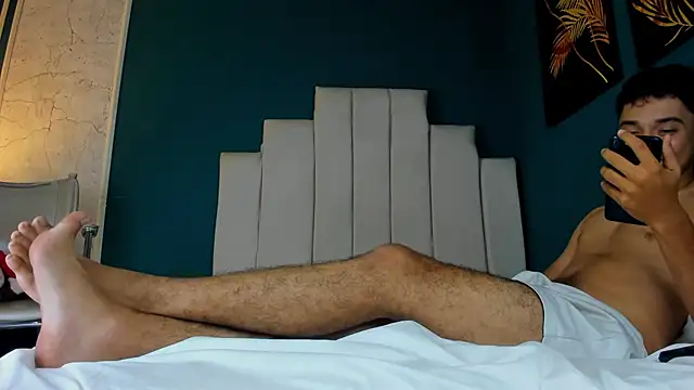 Austin Cardieff online show from 02-11-25, 07:38