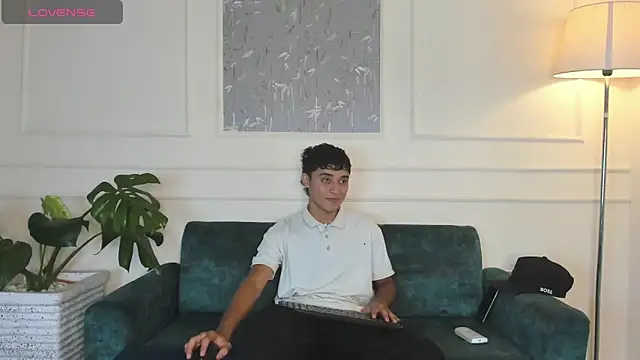 Austin Cardieff online show from 03-03-25, 03:19