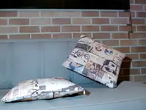 Snapshot of MaximoTorricelli chatting on 02-28-25, 10:17 MaximoTorricelli online show from 02-28-25, 10:17