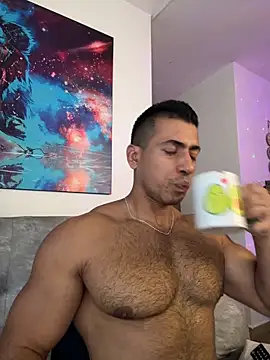 aaroncolombia online show from 11-27-25, 12:18