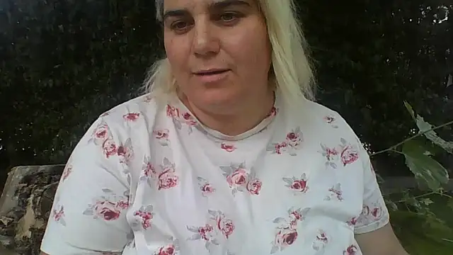 Snapshot of IvannaMystique chatting on 07-10-26, 05:04 IvannaMystique online show from 07-10-26, 05:04