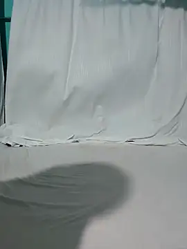 Snapshot of hotbaby_5 chatting on 11-01-25, 01:13 hotbaby 5 online show from 11-01-25, 01:13