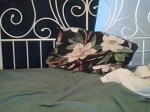 sympatyczny223 online show from 02-20-26, 09:21