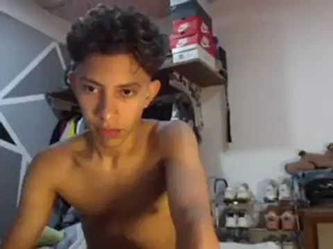 Snapshot of ferchitibellako chatting on 12-23-24, 04:22 ferchitibellako online show from 12-23-24, 04:22