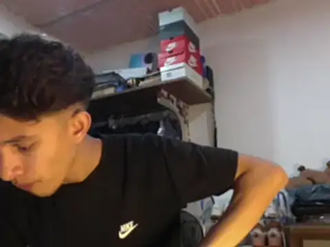 Snapshot of ferchitibellako chatting on 12-23-24, 09:29 ferchitibellako online show from 12-23-24, 09:29