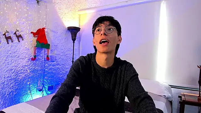 alexandersawyer online show from 12-30-24, 01:03