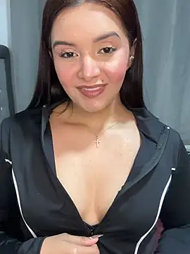 Melanyprada online show from 03-20-26, 04:06