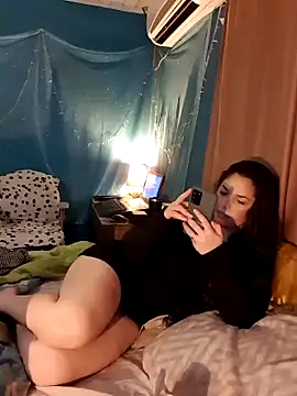 Snapshot of CoelhinhaGostosa chatting on 12-10-24, 01:11 CoelhinhaGostosa online show from 12-10-24, 01:11