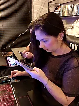 CoelhinhaGostosa online show from 11-22-25, 11:59