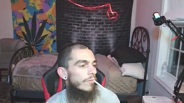 Snapshot of XMeF10 chatting on 01-04-25, 05:16 XMeF10 online show from 01-04-25, 05:16