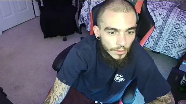 Snapshot of XMeF10 chatting on 01-19-25, 12:28 XMeF10 online show from 01-19-25, 12:28