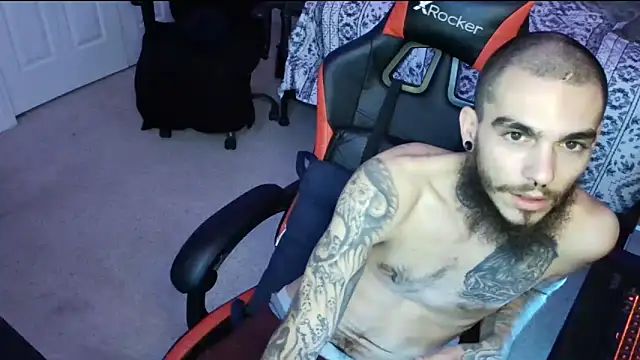 Snapshot of XMeF10 chatting on 01-19-25, 03:29 XMeF10 online show from 01-19-25, 03:29