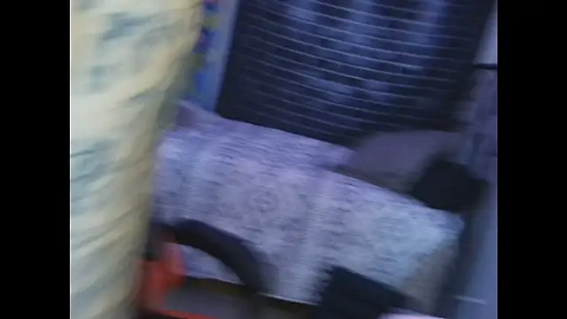 Snapshot of XMeF10 chatting on 01-19-25, 07:04 XMeF10 online show from 01-19-25, 07:04