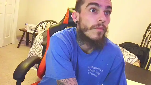 Snapshot of XMeF10 chatting on 02-04-25, 01:23 XMeF10 online show from 02-04-25, 01:23